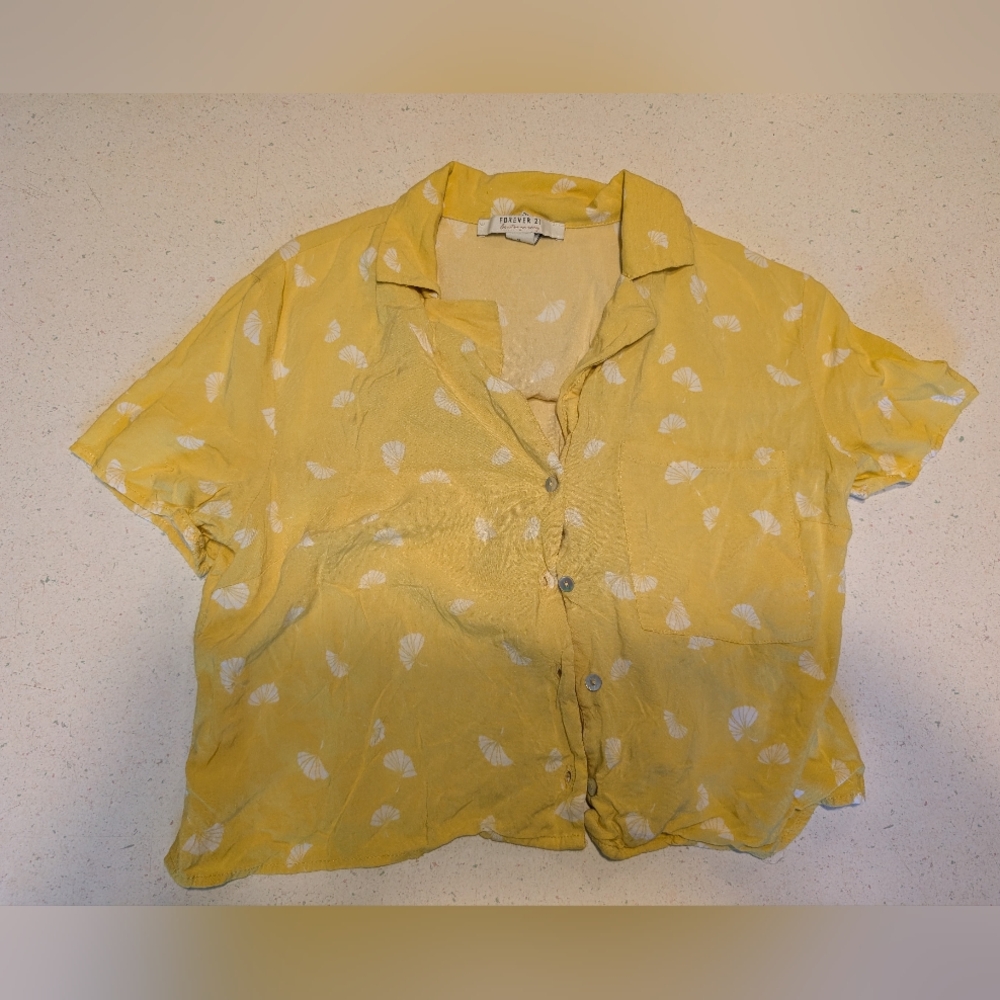 Forever 21 Yellow and White Patterned Button-Down Crop